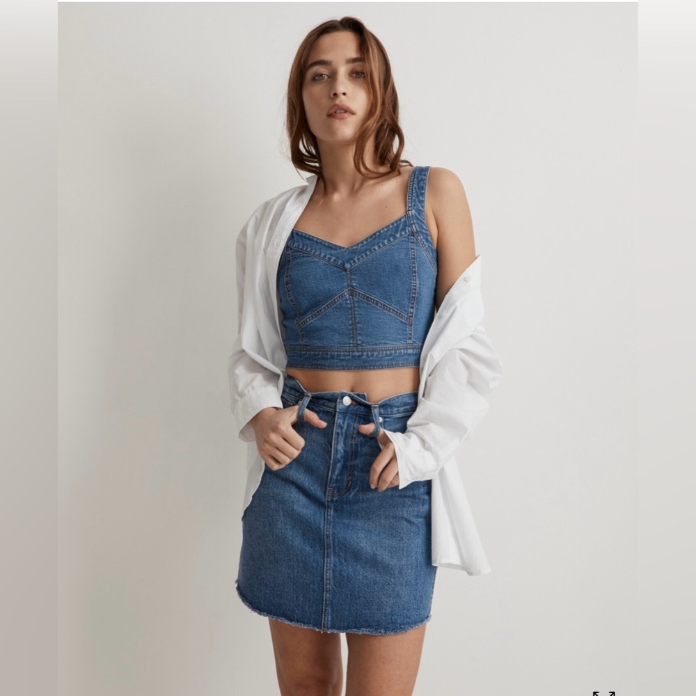 Madewell Denim-dolphin hem mini skirt ~ SIZE 33 (14,16)